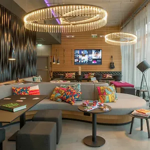 4* Hotel Moxy